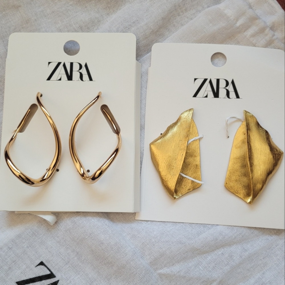 Set of 2 Zara Abstract Statement Piece Gold Earrings